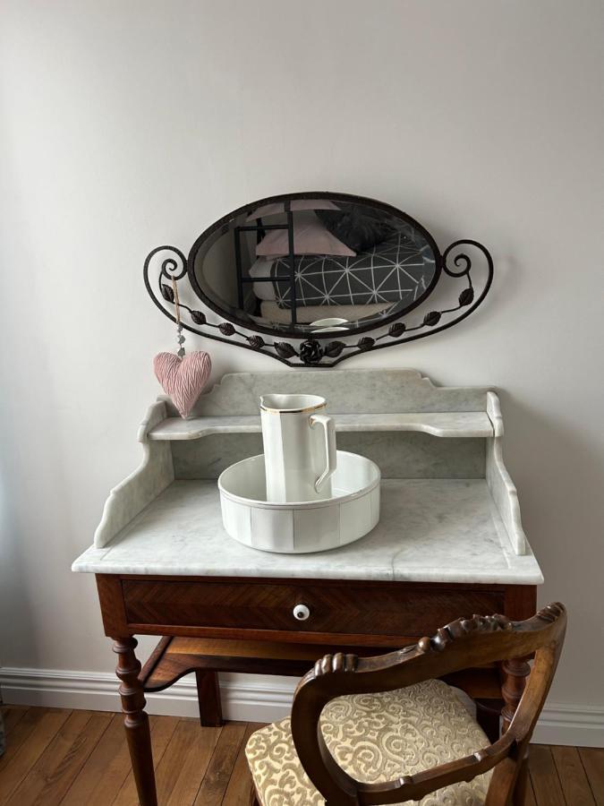 Chambre Romantique Dans Le Chateau De La Bouchatte Chazemais Екстер'єр фото