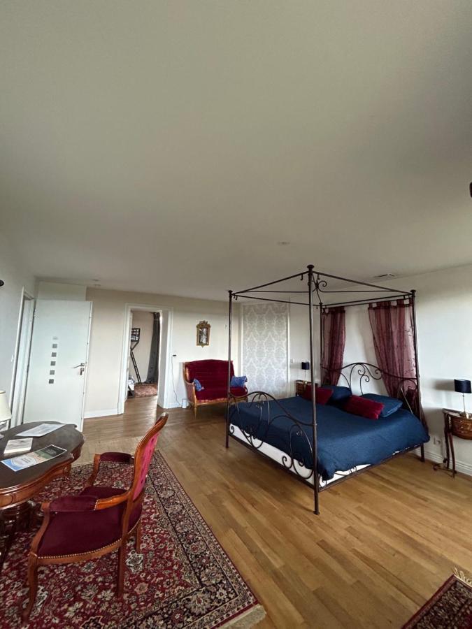 Chambre Romantique Dans Le Chateau De La Bouchatte Chazemais Екстер'єр фото